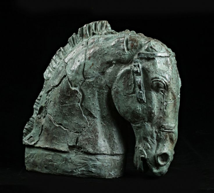606e660120379b938f8285300603dfcb--horse-sculpture-animal-sculptures